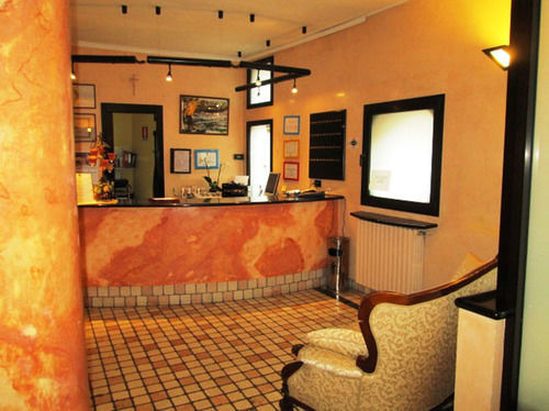 Hotel Stazione Paratico Exteriör bild